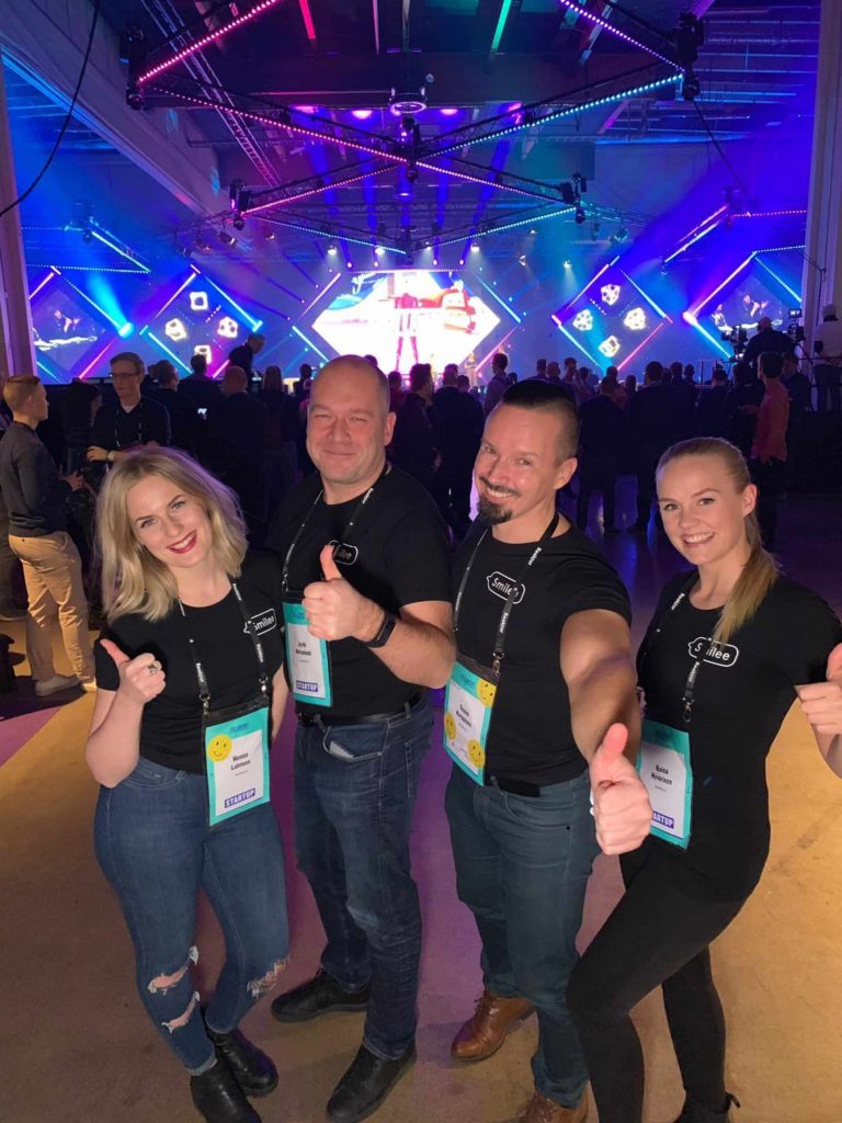 Smilee sales team slush 2018 768x1024